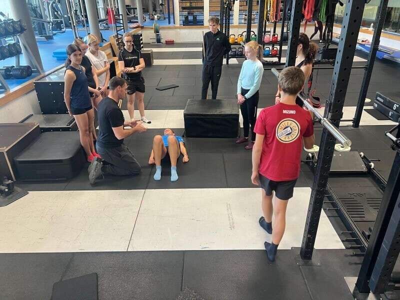 Trainingsweekend Biel 2025 Kraftraum Rahel