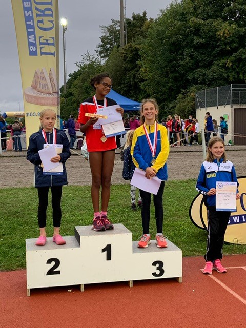 Junge auch bronze